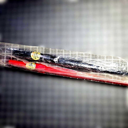 Set of two Pilot Desk Pens with fine point tips in black and red colors