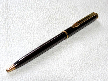 Waterman Executive Ballpoint Pen with sleek black finish and silver accents measuring 138 mm long