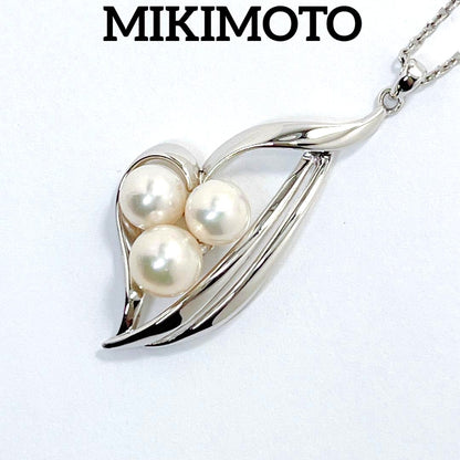MIKIMOTO Akoya pearl necklace pendant with 6.6 to 7.2 mm pearls and silver chain