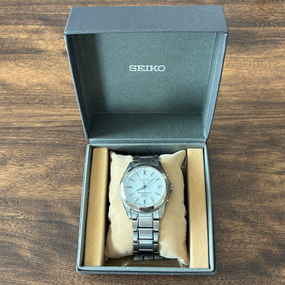 SEIKO V157-0BX0 Solar Men's Watch — Japanese