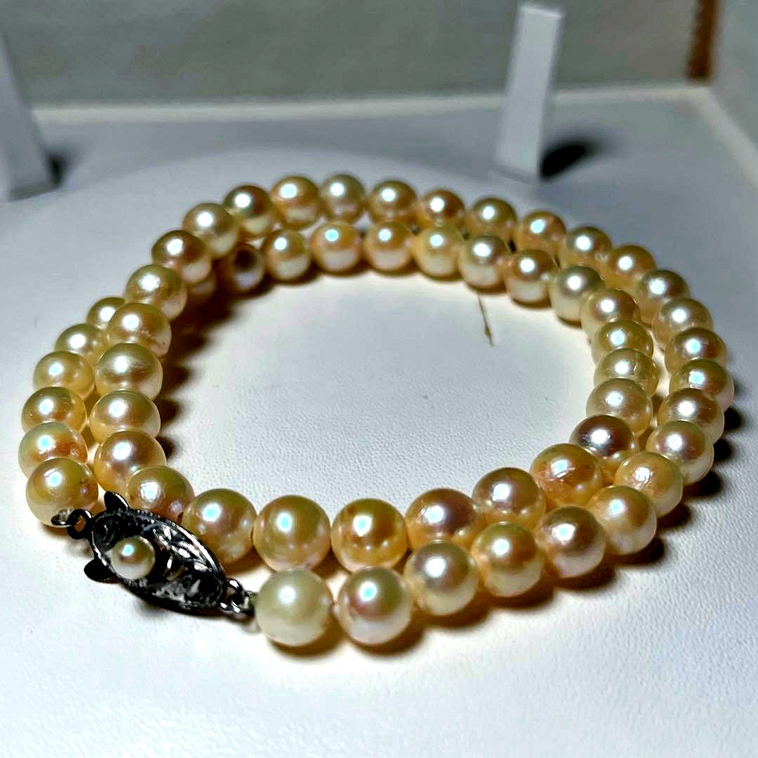 Akoya pearl necklace with 6.0-6.5mm round white pearls and engraved SILVER clasp, 37cm length