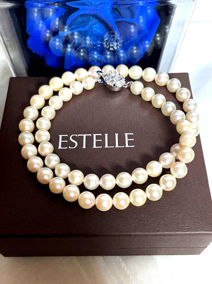Akoya pearl necklace with 7mm Japanese pearls and champagne gold chain, 42cm length