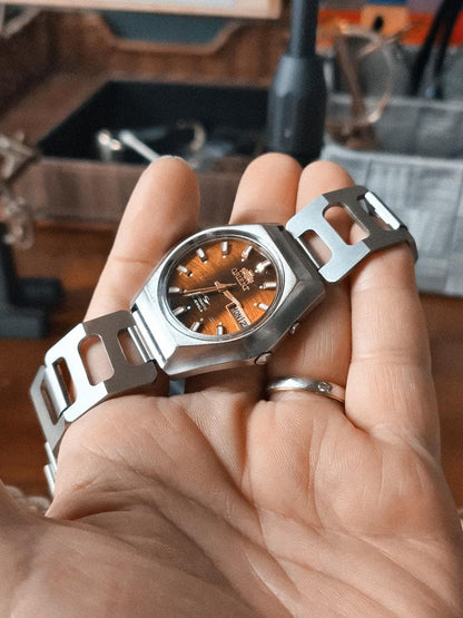 ORIENT 70s ORIENT Hexagon Case Automatic Men's Watch — Japanese