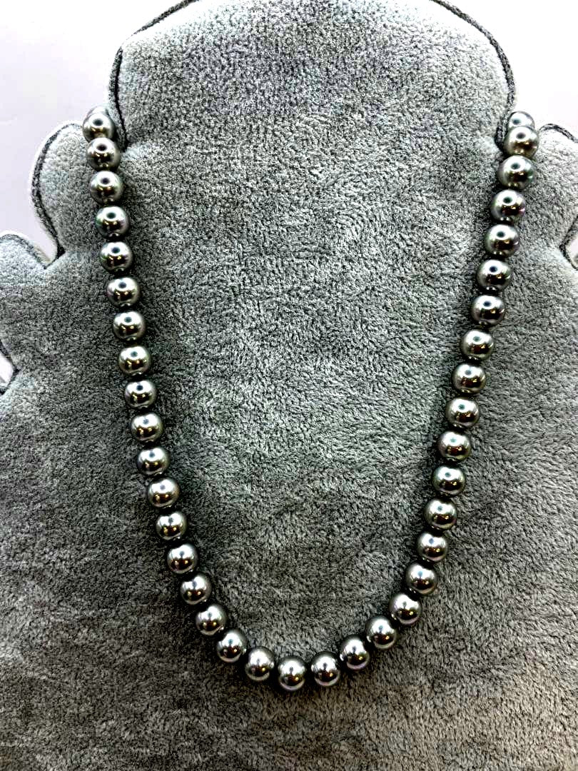 Akoya pearl silver necklace with 8mm natural blue tone gray pearls on a 40cm silver chain