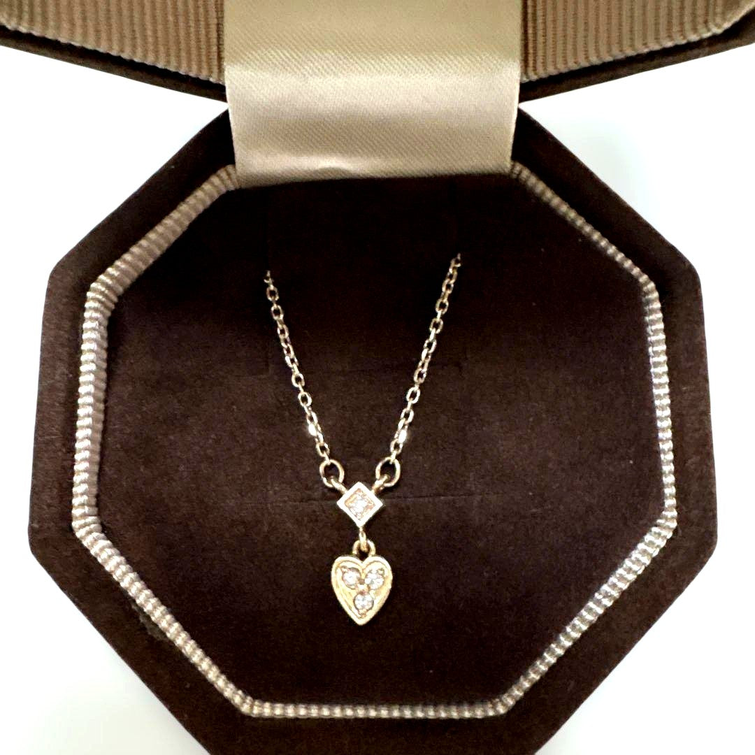 Agat Diamond 0.08 Carat K10 Necklace with 40 cm chain and round clasp
