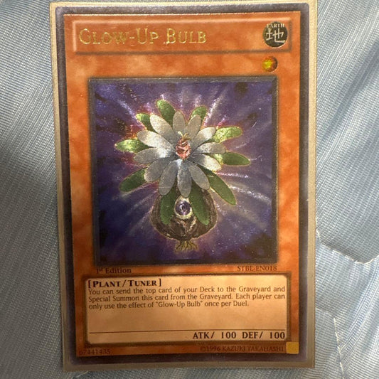 Yu-Gi-Oh Glow-Up Bulb — English