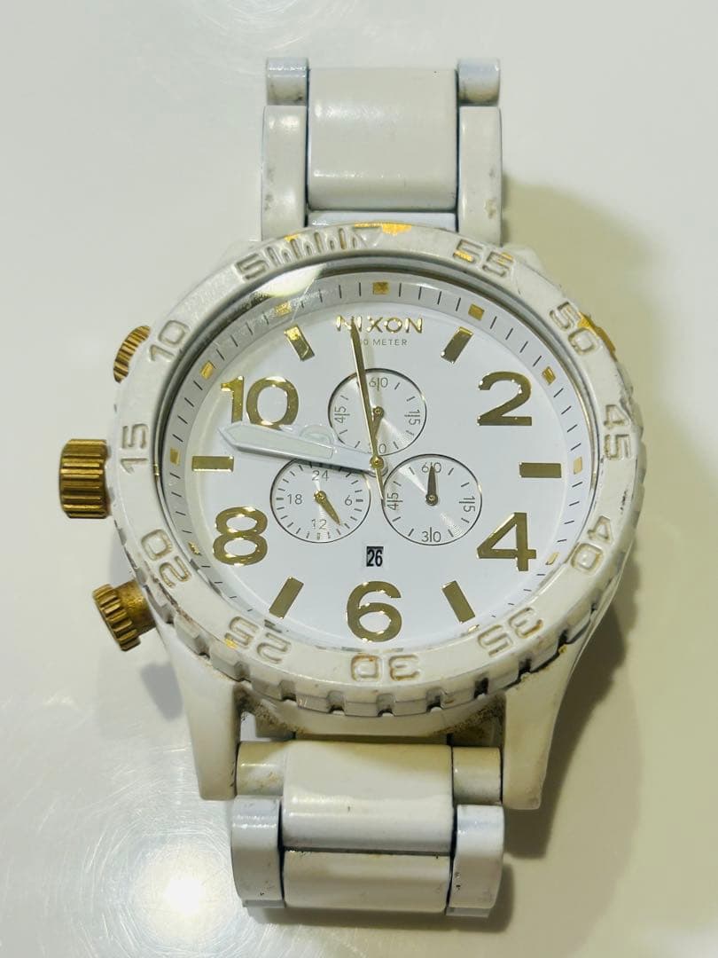 NIXON White Analog Men's Watch — Japanese