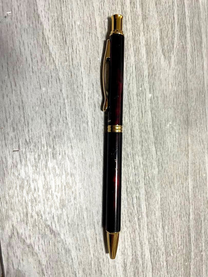Pilot Cavalier ballpoint pen with red marble barrel and axis, old discontinued model, unused condition