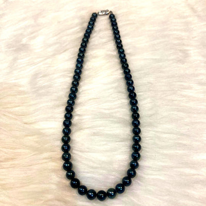 Akoya pearl necklace 43.5cm length with 6.6-6.9mm pearls and silver clasp