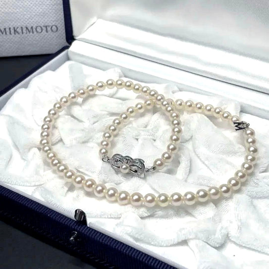 Mikimoto pearl necklace with 5.0-5.5mm Akoya pearls and M charm, 38 cm length