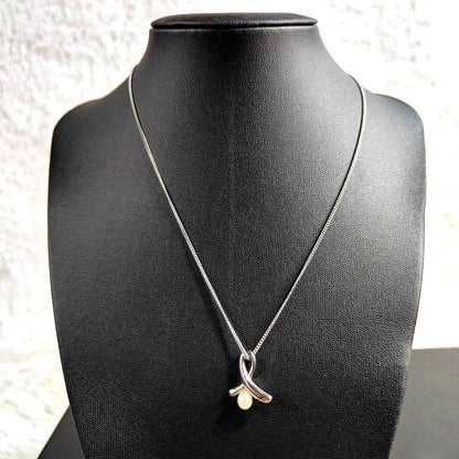 TASAKI pearl necklace with silver ribbon motif and genuine pearls on 40 cm chain