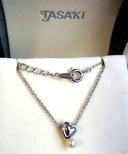 TASAKI heart-shaped silver necklace with a single pearl pendant on adjustable 38-42cm chain
