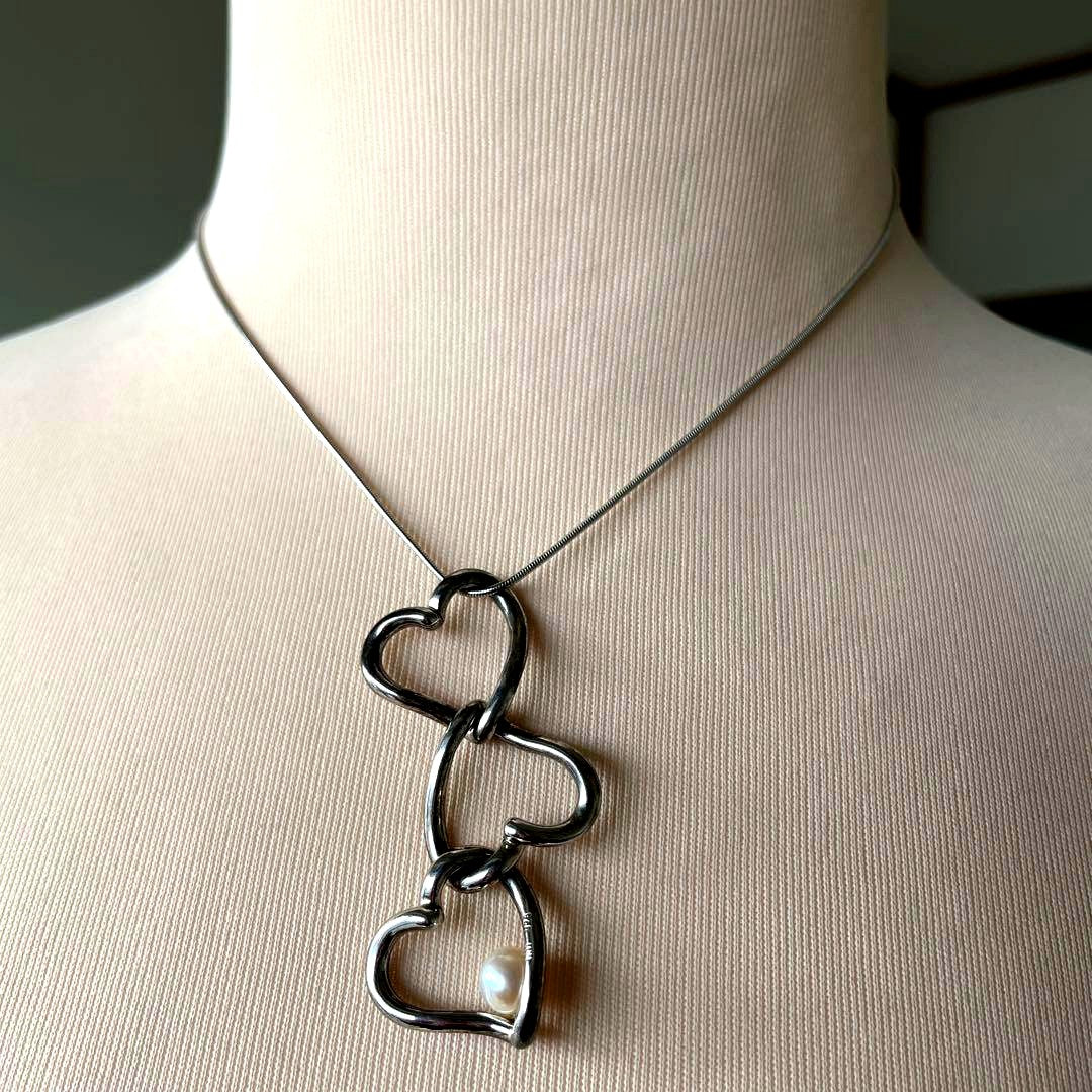 MIKIMOTO Heart Silver Necklace model 2119 with a 40 cm chain length displayed on a white background