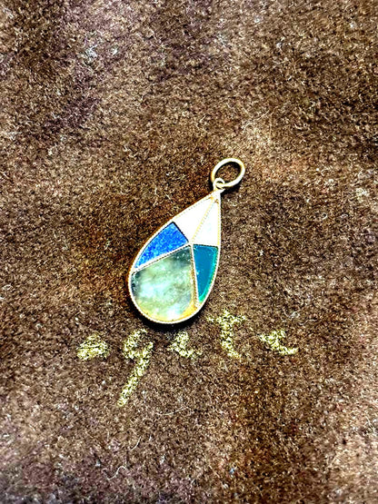 Agete K10 karat gold drop-shaped pendant with lapis lazuli, labradorite, and white shell stones