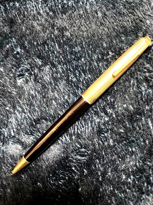 Waterman Vintage mechanical pencil in holder type design with 0.9mm lead size