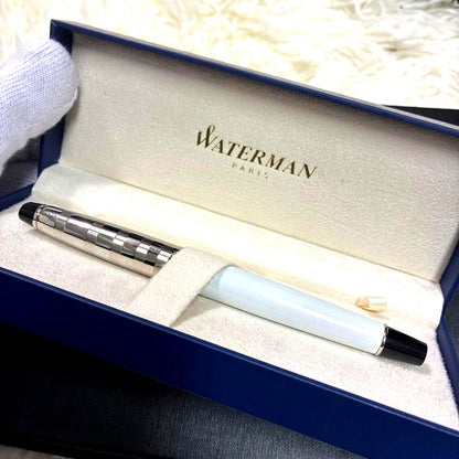 WATERMAN PARIS ballpoint pen with black barrel and chrome accents, 140 mm length, 13 mm diameter