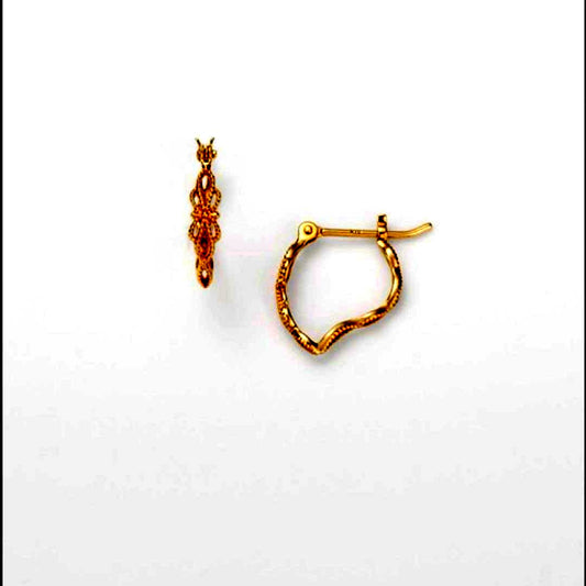 Agete K10 gold hoop earrings with smooth polished finish on white background