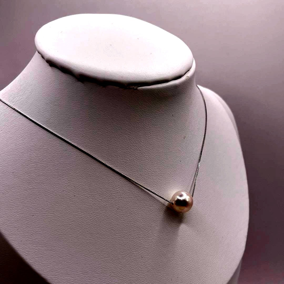 Akoya pearl 8.5mm seamless necklace with s925 rhodium-plated white chain, 42cm length