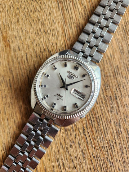 SEIKO 5 Deluxe FD Automatic Men's Watch — Japanese
