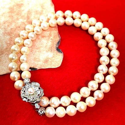 A33 Akoya pearl necklace with approximately 6mm genuine pearls on a 44cm cord