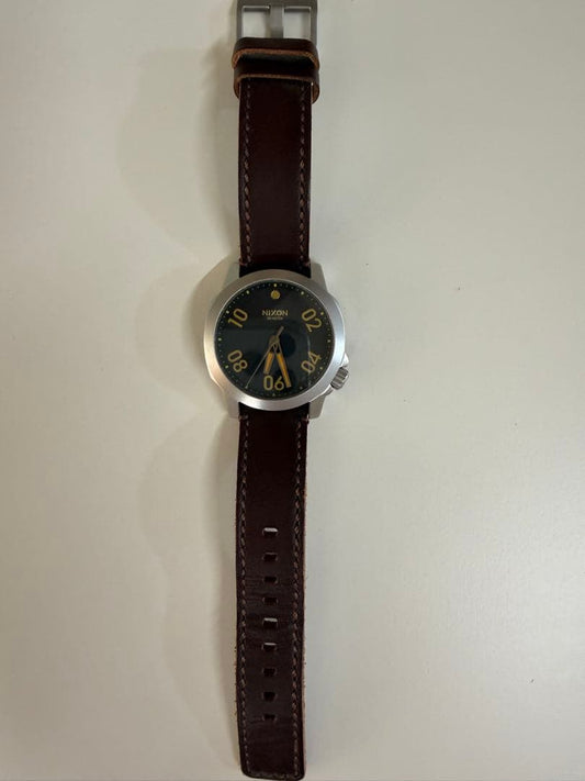 NIXON THE RANGER 40 LEATHER Quartz Men's Watch — Japanese