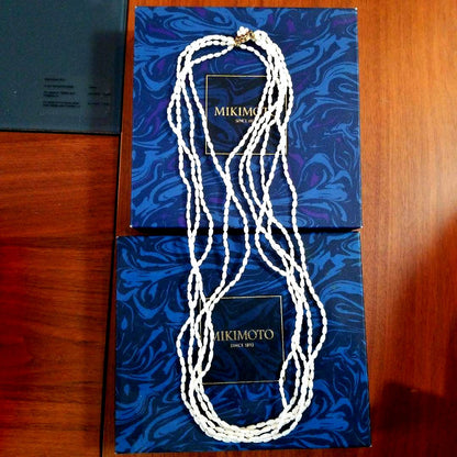 Mikimoto long pearl necklace 14K gold measuring 80cm with lustrous white pearls