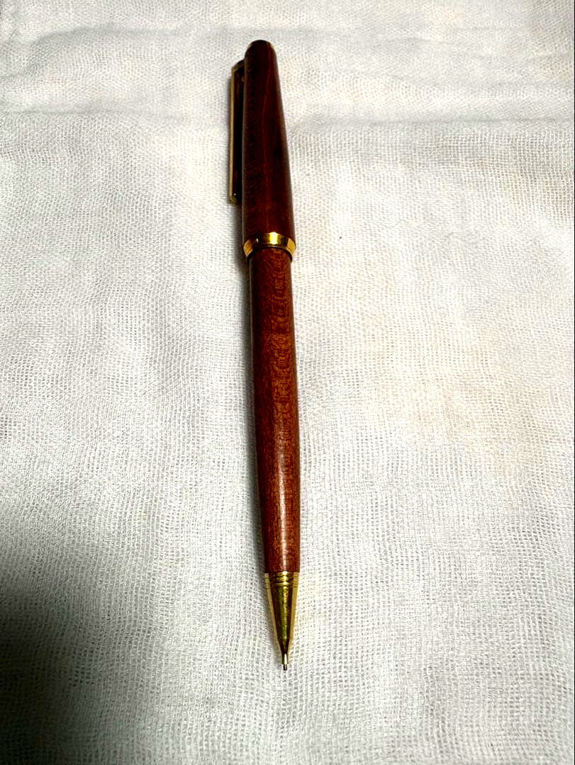 PILOT 0.5 CUSTOM mechanical pencil made of Japanese Zelkova wood with a 0.5mm lead tip