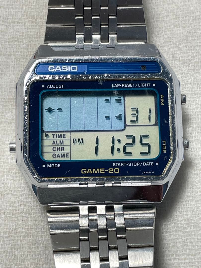CASIO GAME-20 Digital Men's Watch — Japanese