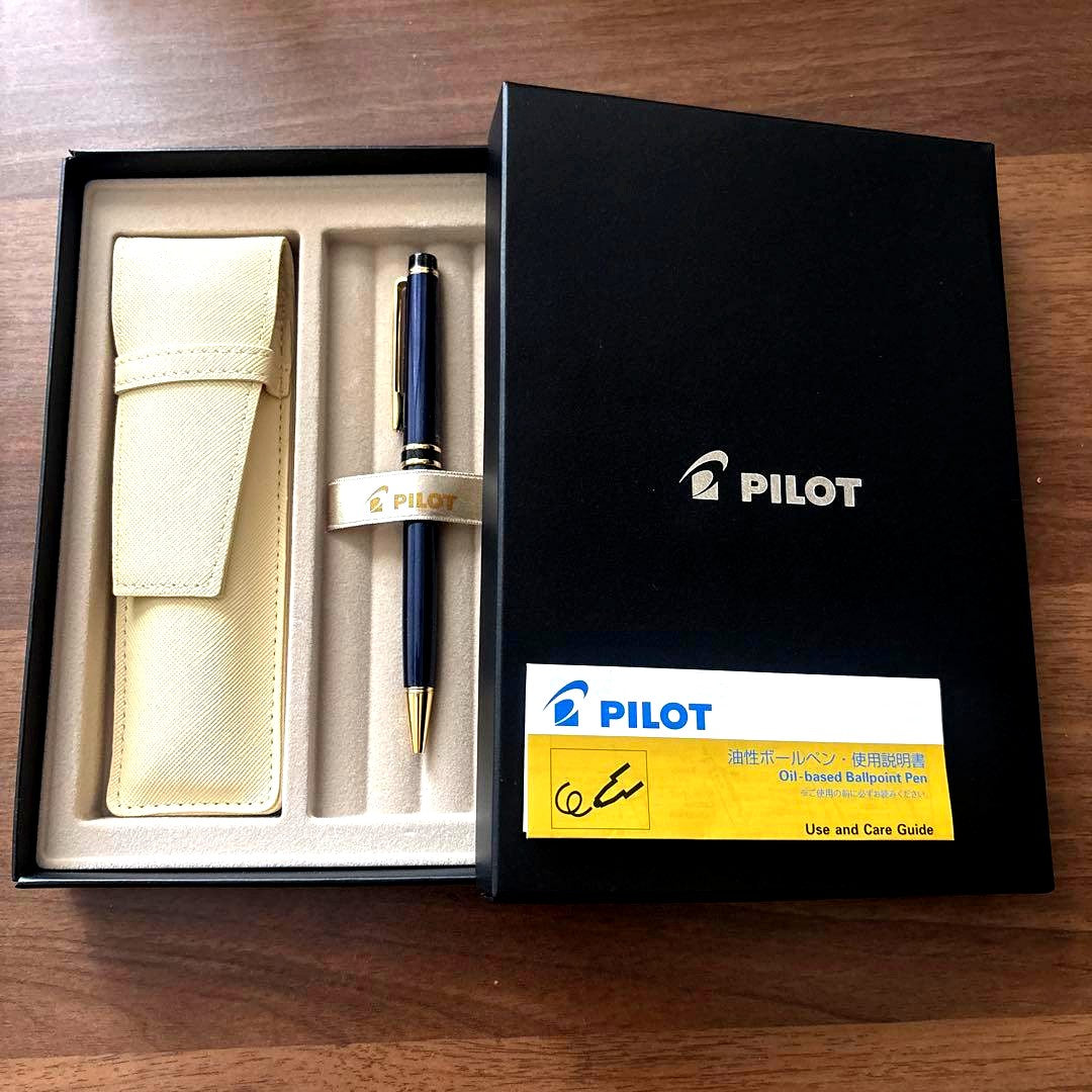 PILOT navy blue ballpoint pen Z-GR-SBN with protective case and two refill tips included