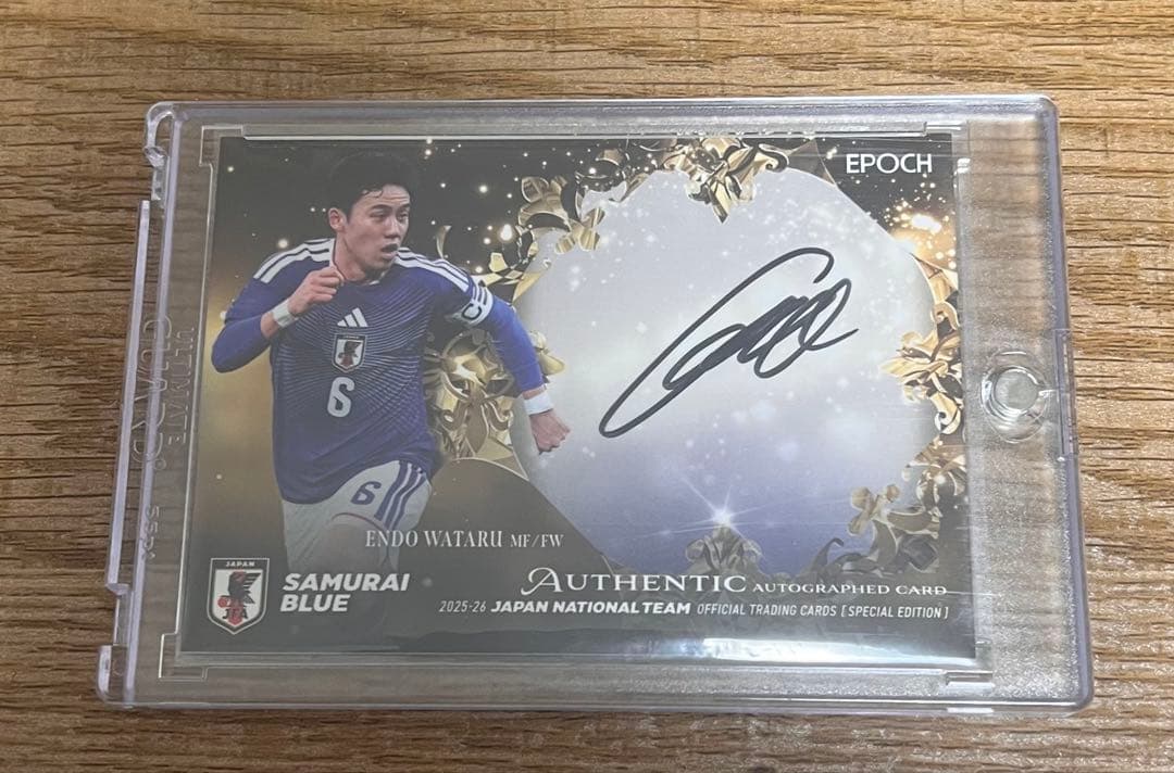 Japan National Soccer Team Wataru Endo Autograph Card EPOCH — Japanese