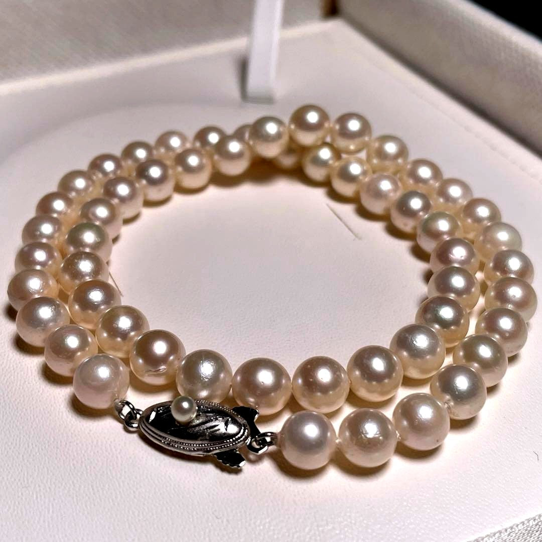 Aqua Pearl Teri-Wrapped Akoya Pearl Necklace with round white pearls 7.0-7.4mm and silver clasp, 41.3 cm long