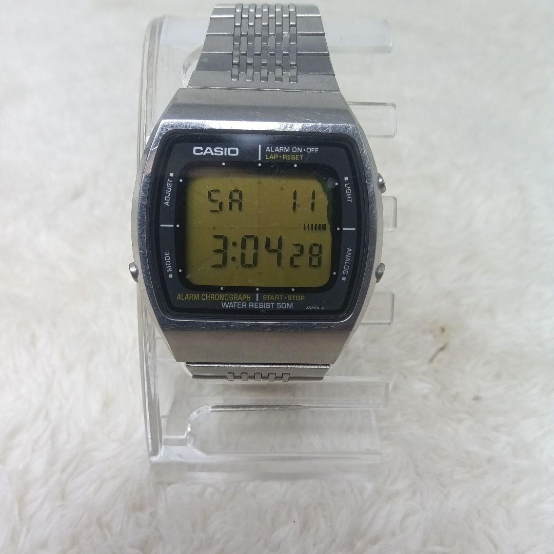 CASIO VINTAGE 1980's CASIO AA-91W Digital Men's Watch — Japanese
