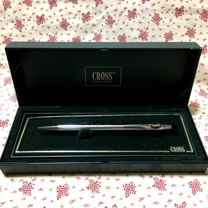 Honma Cross limited edition ballpoint pen with mole logo and included refill in original case with a chipped part