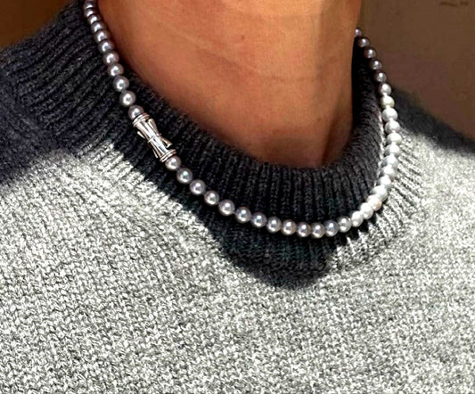 Tasaki Necklace featuring 6.4 mm round gray pearls with pink to green color tones on a 42 cm chain