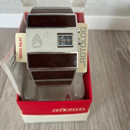 NIXON ROTRLOG Digital Men's Watch — Japanese