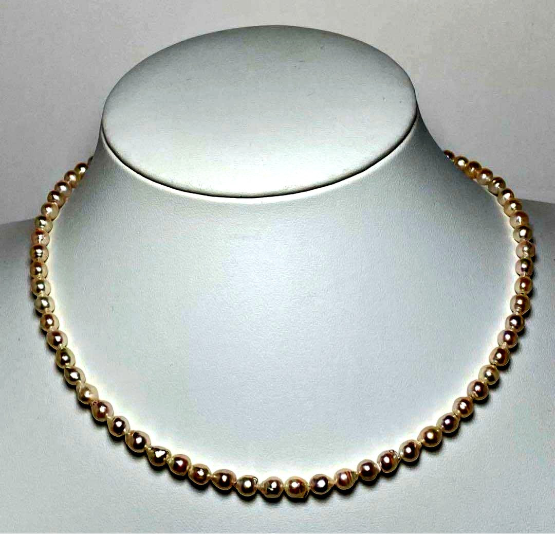 Akoya Pearl Necklace SH169 with 5.0-5.5mm pearls on a 42 cm length strand