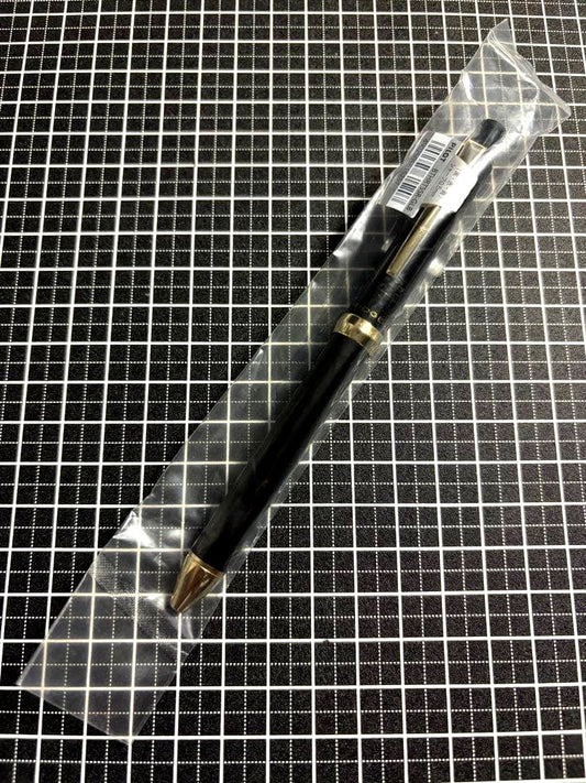 PILOT RiDGE 3+1 multi-functional pen in gloss black showing ballpoint and 0.5mm sharp features