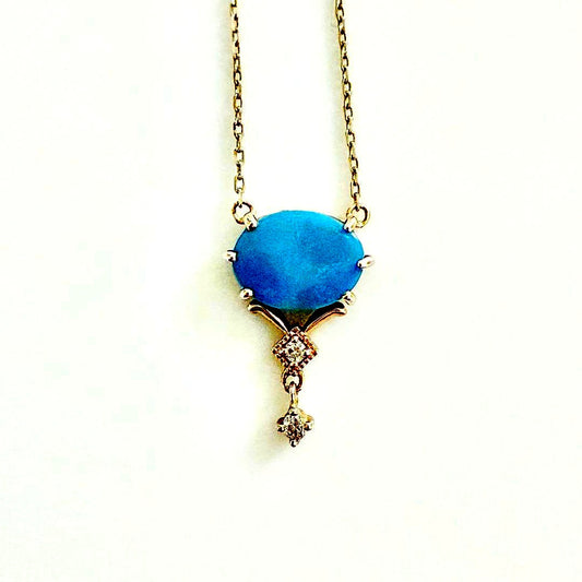 Agete Rare Opal Necklace with 10K gold 40cm chain featuring opal and diamond accents