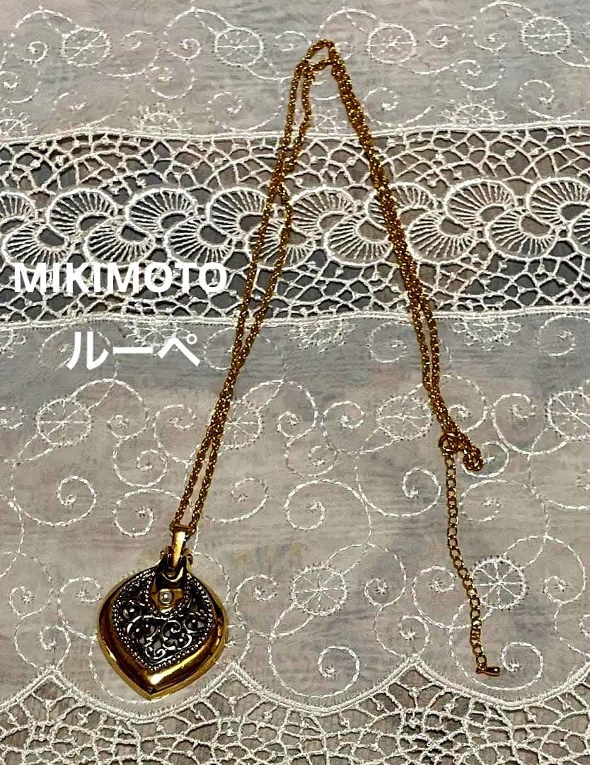 MIKIMOTO Pearl Filigree Pattern Pendant Top Gold Necklace with magnifying glass and 41 cm chain