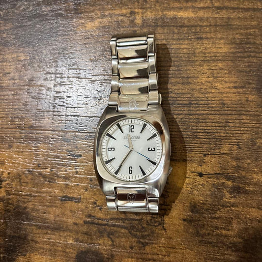 NIXON Analog Quartz Battery Replaced Men's Watch — Japanese