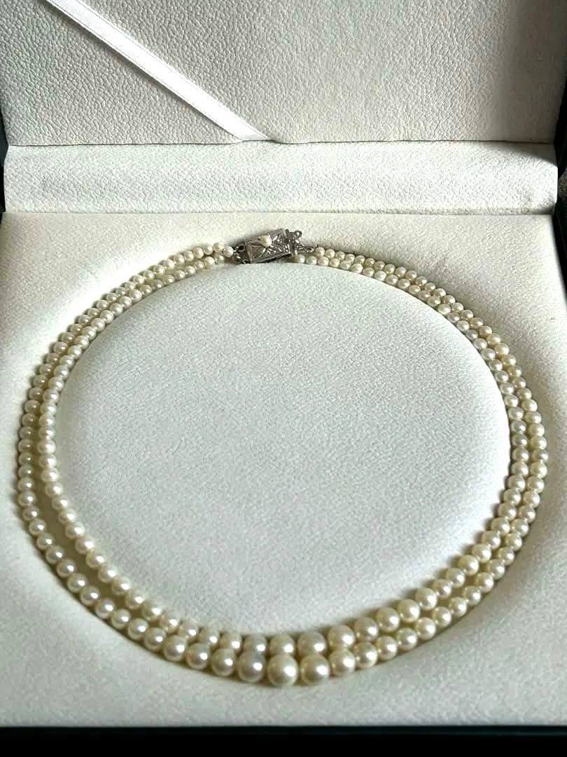 Akoya pearl gradient double necklace with silver clasp featuring white pearls ranging from 3 to 8 mm