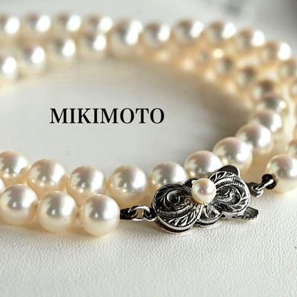 Kuro Pearl Necklace featuring 6.0-6.5mm Akoya pearls and 38cm length with Hana highest grade pearls