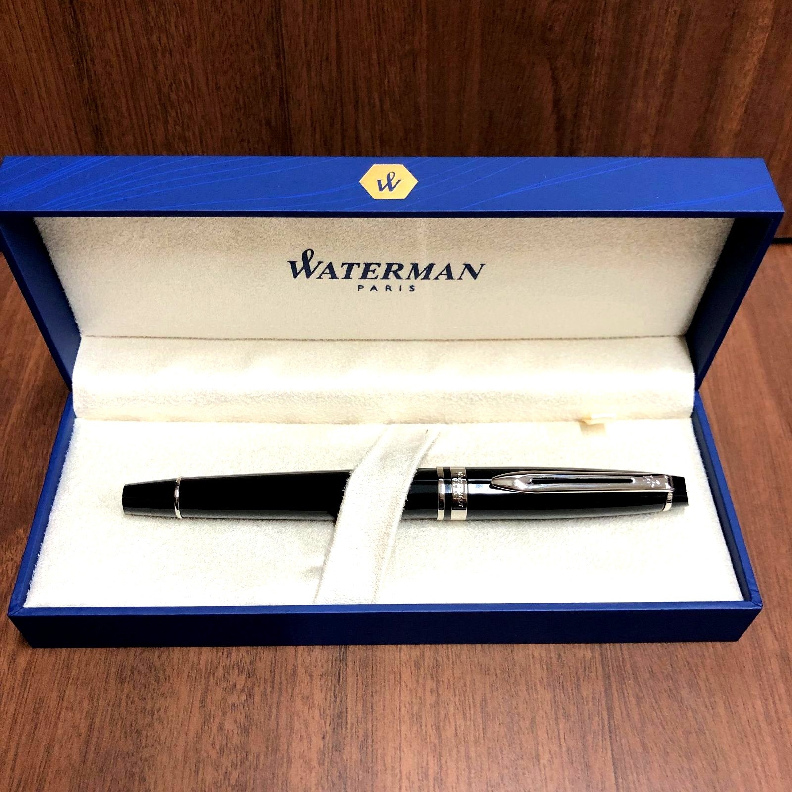 Waterman Expert Essential Black CT fountain pen with black lacquer brass body and stainless steel nib