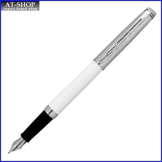 WATERMAN Metropolitan DX white fountain pen with medium nib and silver clip, closed view