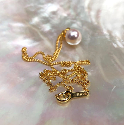SV925 pearl necklace featuring 8mm round white pink Akoya pearls on a 40cm silver gold-colored chain