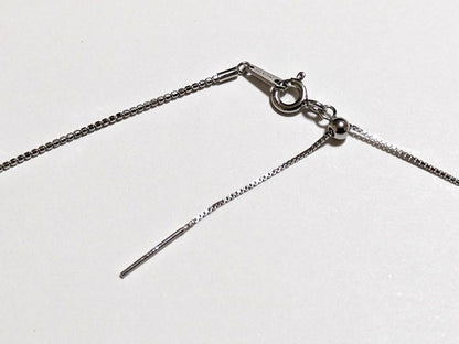 Yamato Akoya Pearl Omega Pearl Push Necklace with 9.5-10 mm white round pearls and thick lacquered wrap