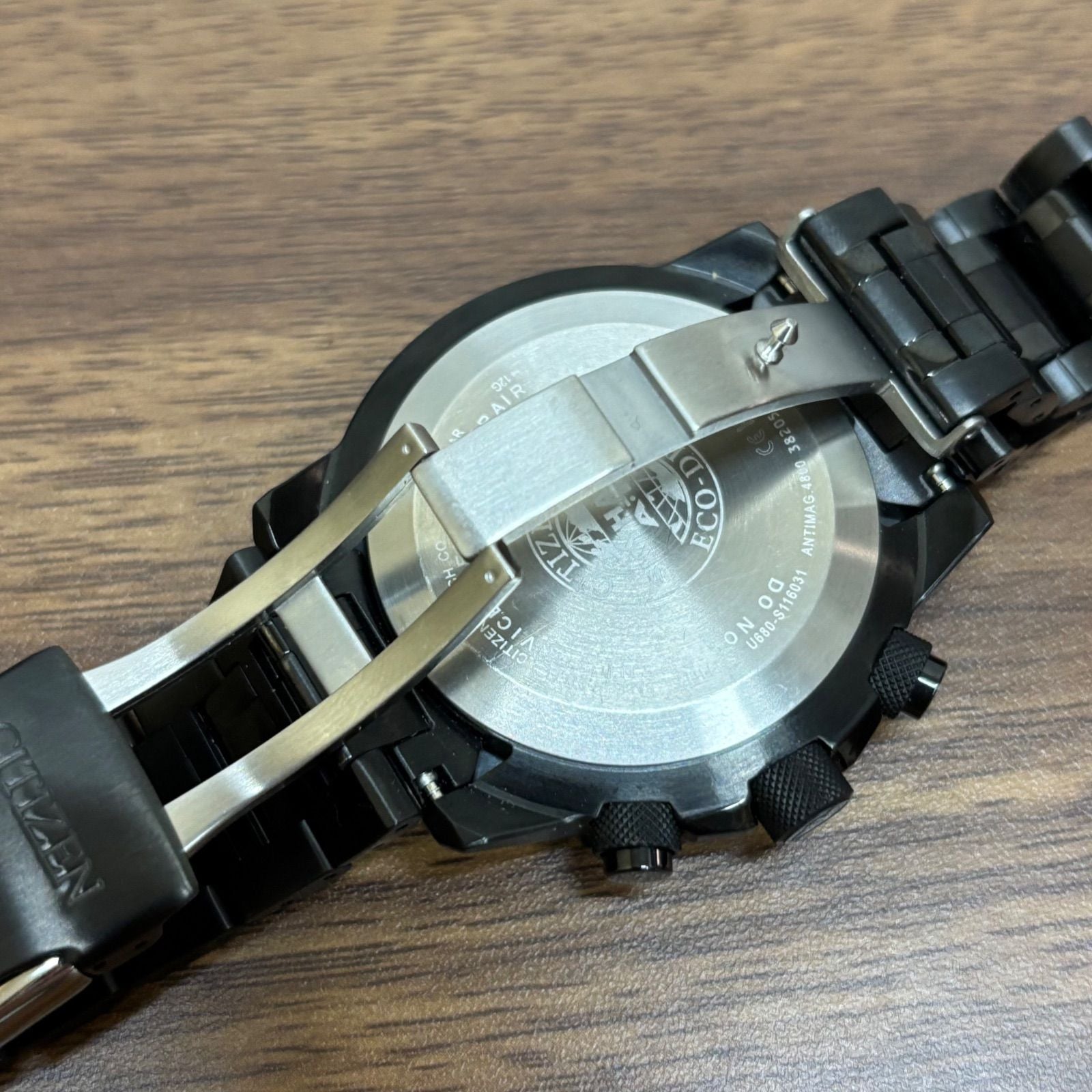 Citizen Promaster Eco-Drive Skyhawk JY8075-51E watch with round stainless steel case and sapphire glass