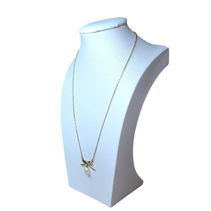 Mikimoto K14 gold necklace with ribbon motif and pearl charm, 37cm length