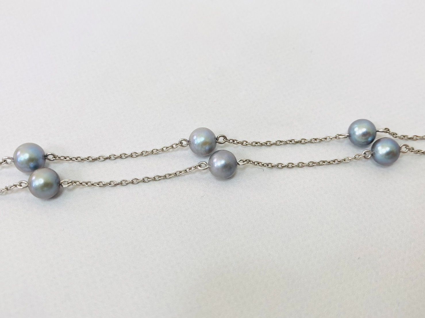 Tasaki Pt850 platinum necklace with ten blue-gray pearls, 6mm, 41 cm length, model K23513