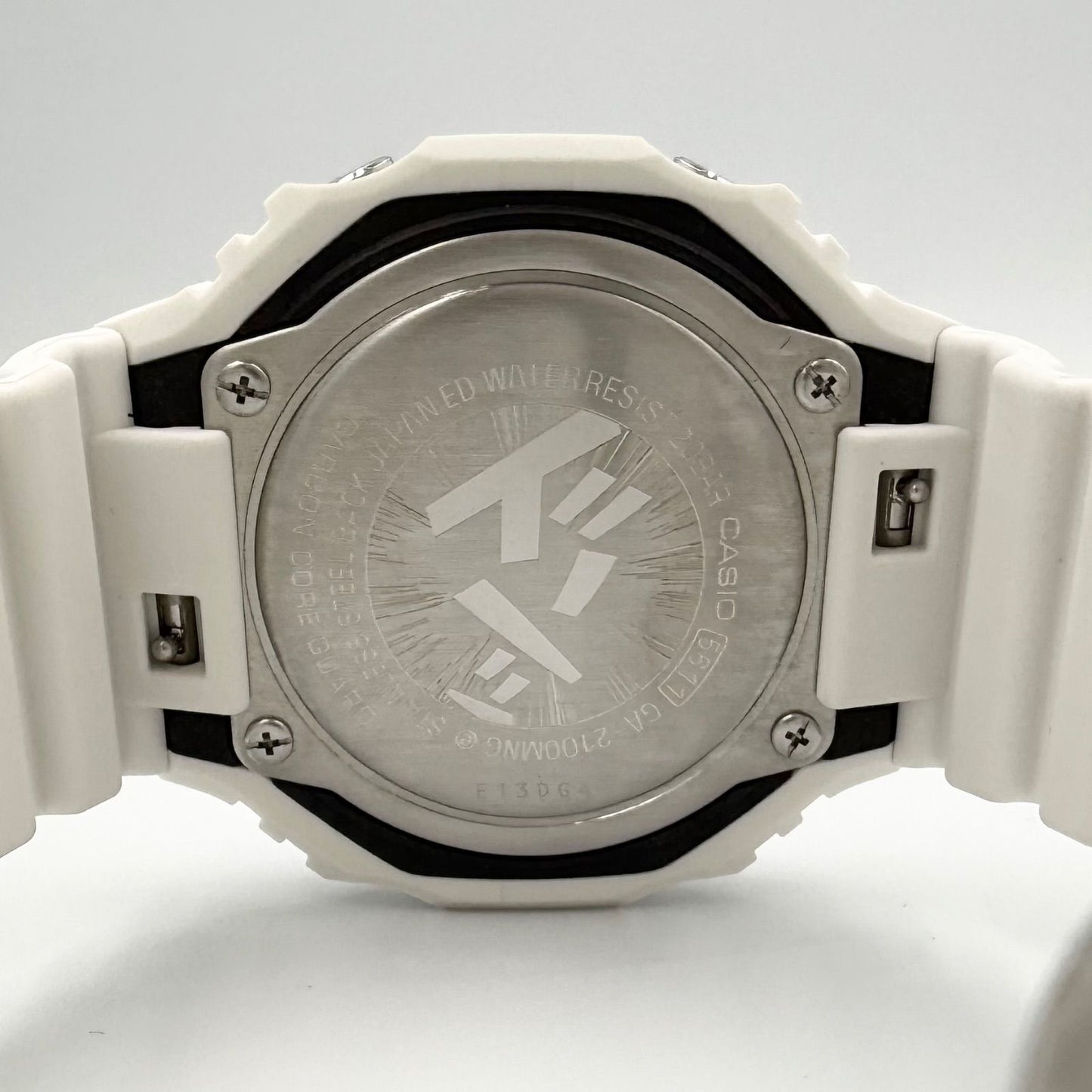 CASIO GA-2100MNG-7AJR Quartz Men's Watch — Japanese